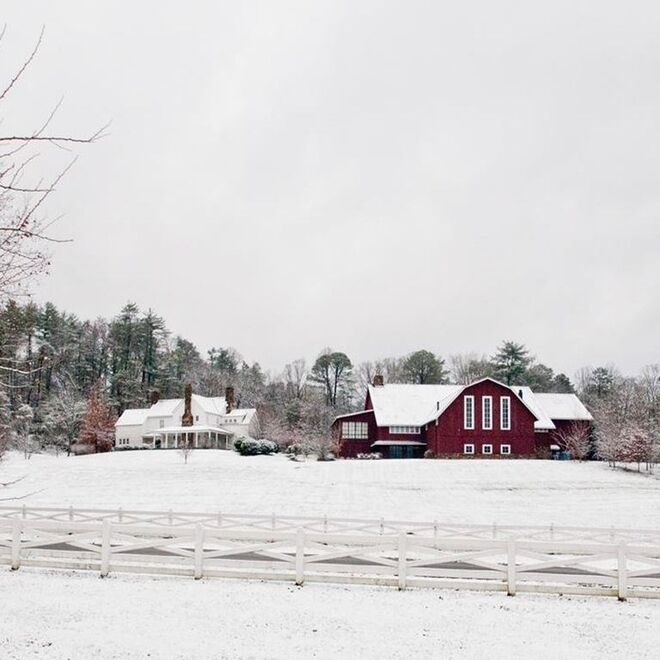Blackberry Farm, Walland, Tennessee, Estados Unidos | Este é um pequeno paraíso na terra, situado nas montanhas Great Smoky. O estilo é rústico, quase a fazer lembrar uma quinta, e foi construído em 1940. 