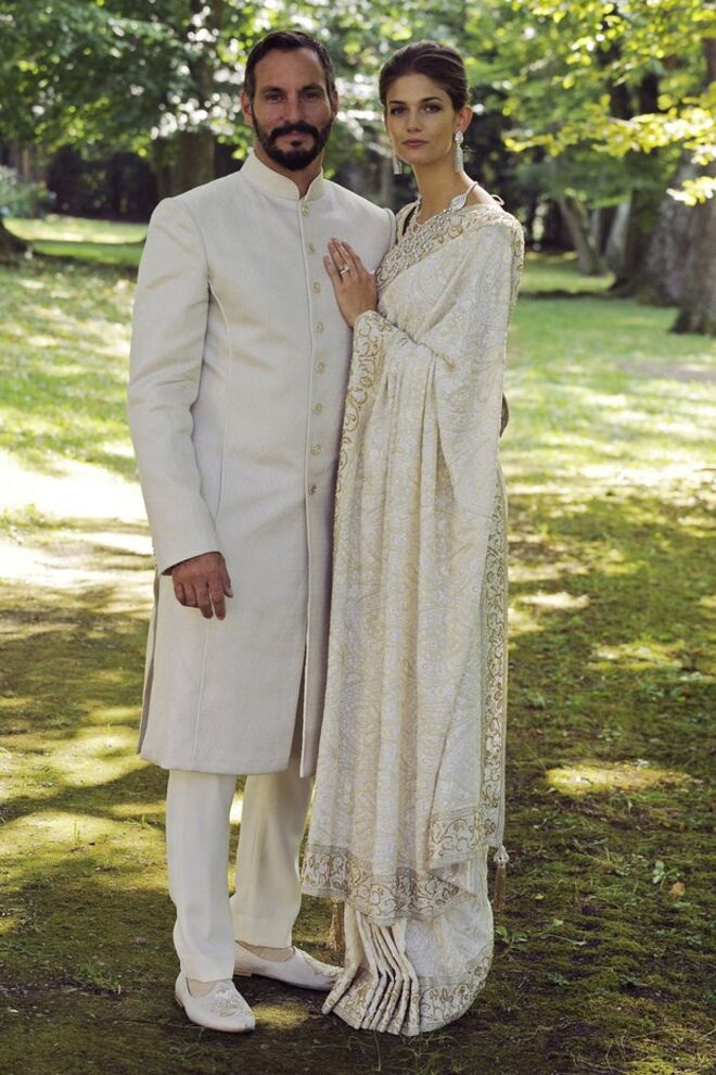 PRINCESA SALWA AGA KHAN | A modelo, natural de Seattle, casou com o príncipe Rahim Aga Khan em 2013, no Château de Bellerive, em Genebra. Nos anos 90 chegou a desfilar para a Prada, Marc Jacobs e Dolce & Gabbana, até ao dia em que conheceu o príncipe, numa festa, graças a Naomi Campbell. Tiveram dois filhos. 