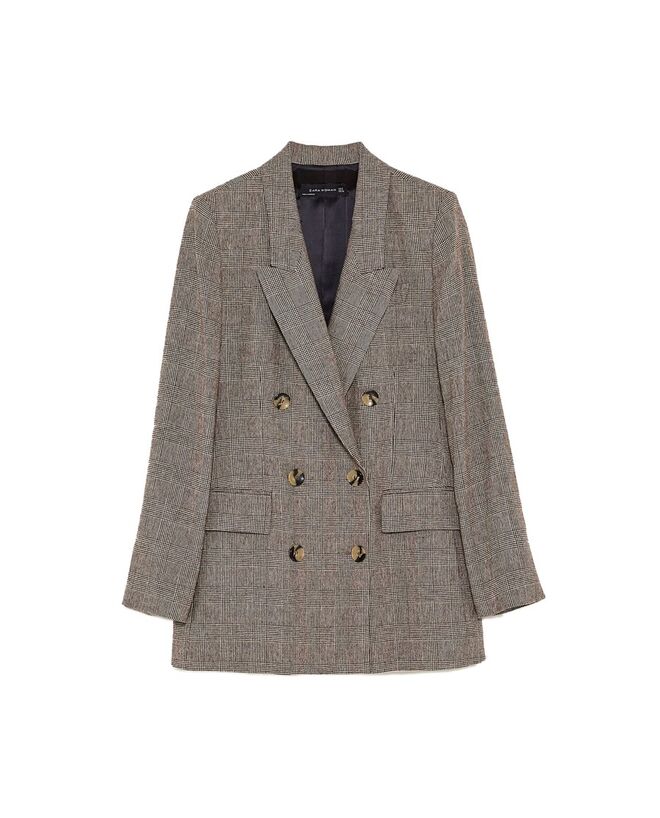 O blazer. Antes - €69,95 Agora - €39,99