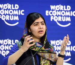 Malala Yousafzai faz um apelo às mulheres para que mudem o mundo por elas próprias