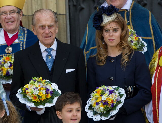 Princesa Beatrice de York | Em 2016, completou uma prova de triatlo – que envolvia correr meia-maratona, nadar durante dois quilómetros, percorrer 87 milhas de bicicleta e escalar uma montanha para angariar dinheiro destinado à Big Change, uma organização social que ajuda jovens com dificuldades. 