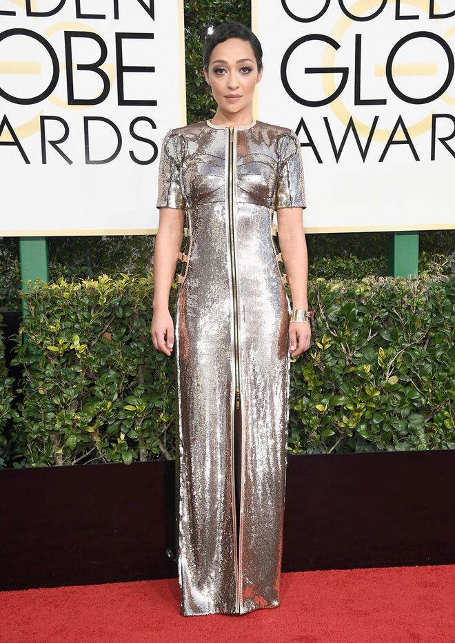 Ruth Negga em Louis Vuitton, 2017