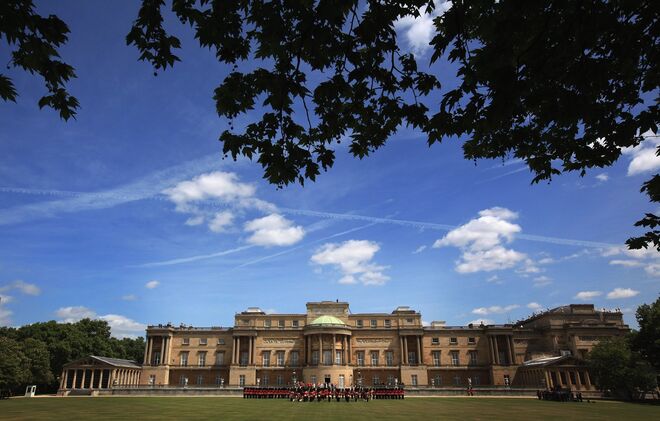 1. Os nascimentos em casa foram comuns durante décadas. A rainha Isabel II nasceu numa casa de família em Londres e deu à luz os filhos Charles, Andrew e Edward no Palácio de Buckingham. A sua filha, a princesa Anne, nasceu noutra propriedade real, a Clarence House. 