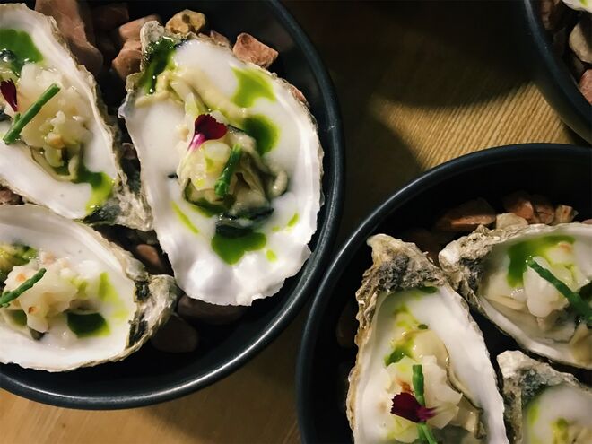 Celebrar o Dia de Reis num palácio abandonado