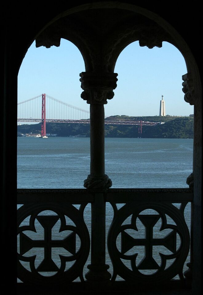 Descobrir a história da Ponte 25 de Abril