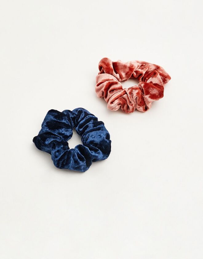 Pack de 2 elásticos de veludo, €3,99, Pull&Bear