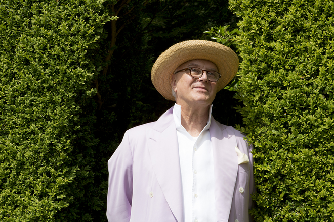 Manolo: The Boy Who Made Shoes for Lizards (de Michael Roberts), o criador de calçado Manolo Blahnik.