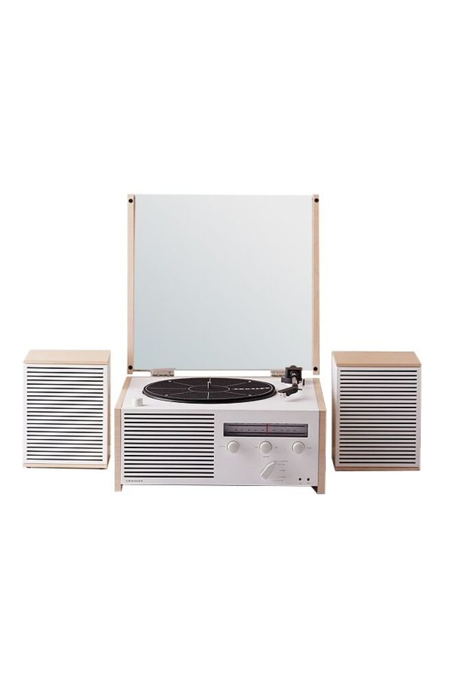 €265, Crosley em Urban Outfitters