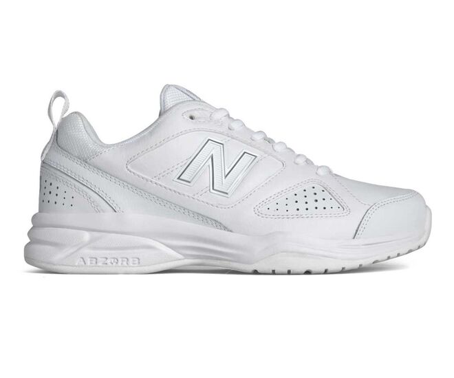 624 v.4, €70, New Balance
