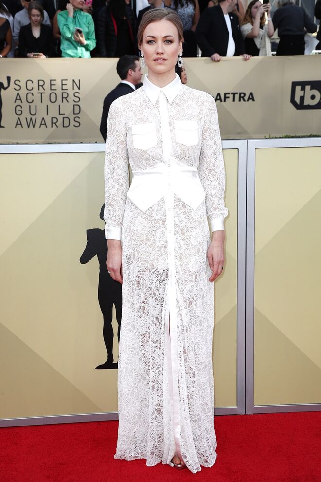 Yvonne Strahovski em Ester Abner  