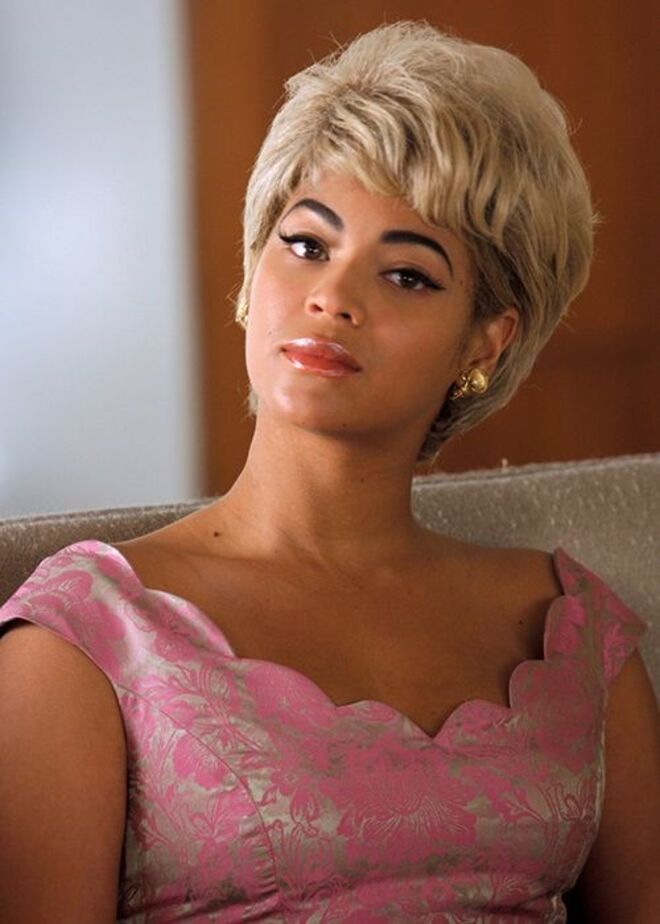 Beyoncé interpreta Etta James, Cadillac Records (2008)