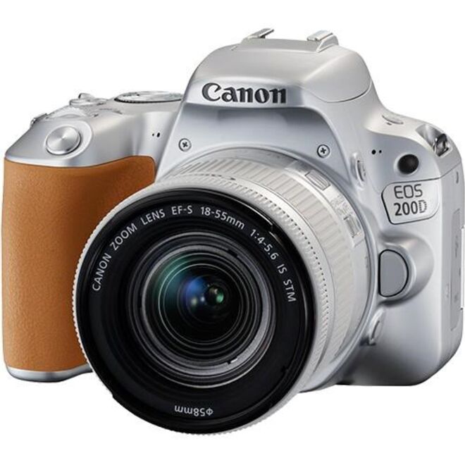 Canon EOS 200D + EF-S 18-55mm f/4-5.6 IS STM, €599,99