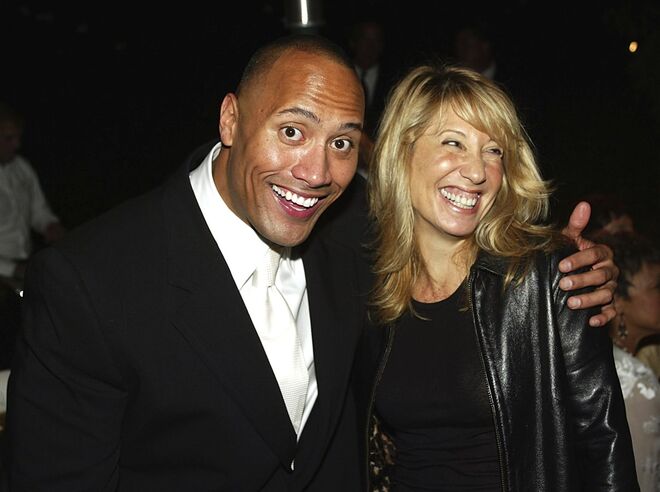 Stacey Sniber com Dwayne Jonhson, o segundo actor mais bem pago.