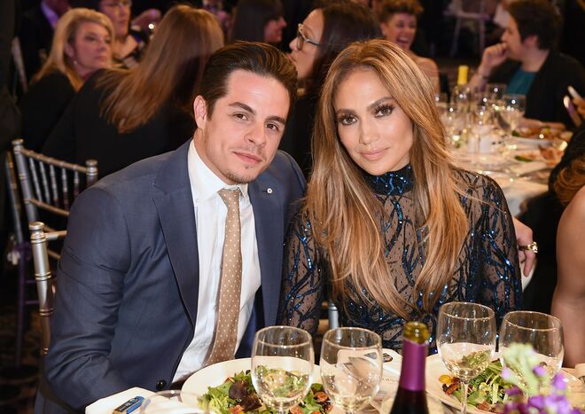 Jennifer Lopez e Casper Smart: 17 anos de diferença. A cantora e o bailarino estiveram juntos durante dois anos e separaram-se em 2014.