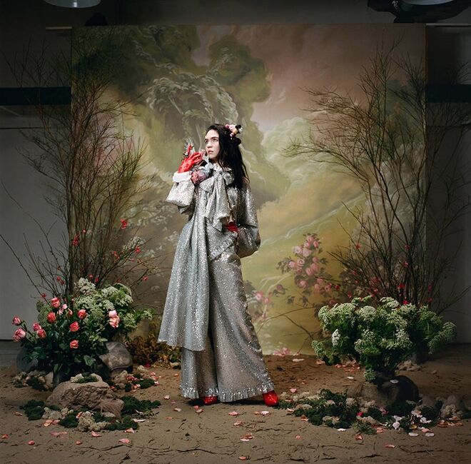 Look 7: Grimes