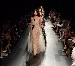 Marchesa cancela o desfile na Semana da Moda de Nova Iorque