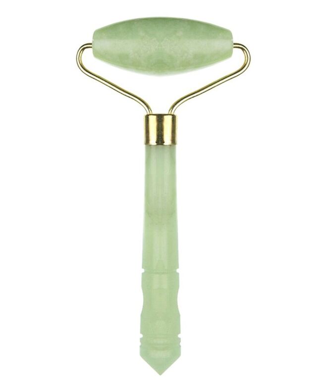 Rolo facial de jade tamanho médio (11,43 cm x 6,35 cm), £18 (aproximadamente €20,60), Yu Ling, em www.cultbeauty.co.uk