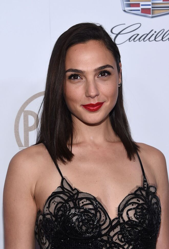 GAL GADOT: GAL GAH-DOTE