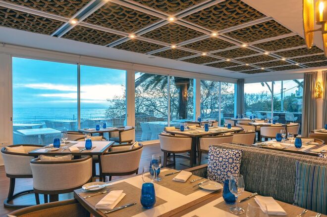 Ver o mar (e jantar) no Atlântico Bar & Restaurante ou no Lobby Lounge