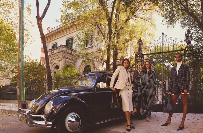 Sarah Berger, Mayowa Nicholas, Aira Ferreira. Net-a-porter.com para primavera/verão 2018.