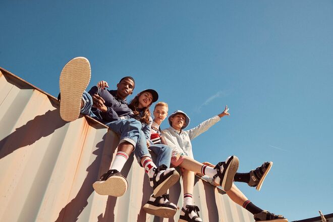 Christian “King” Combs, Pyper America Smith, Gabriel-Kane Day-Lewis, Diana Silvers, Lina Hoss e Sup Park. Tommy Hilfiger Jeans para primavera/verão 2018.