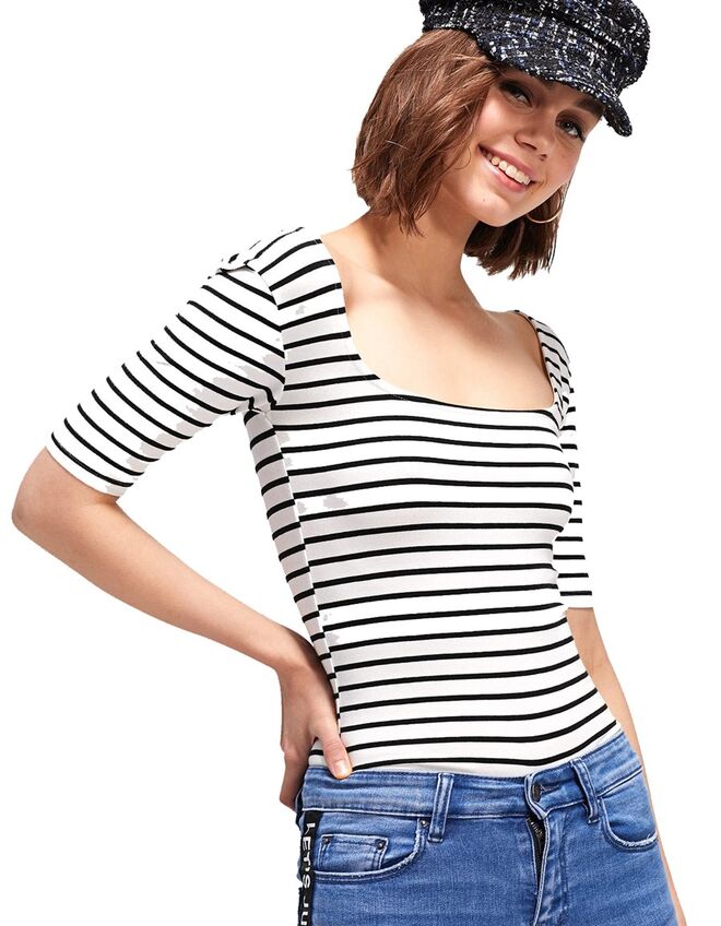 €9,99, Stradivarius