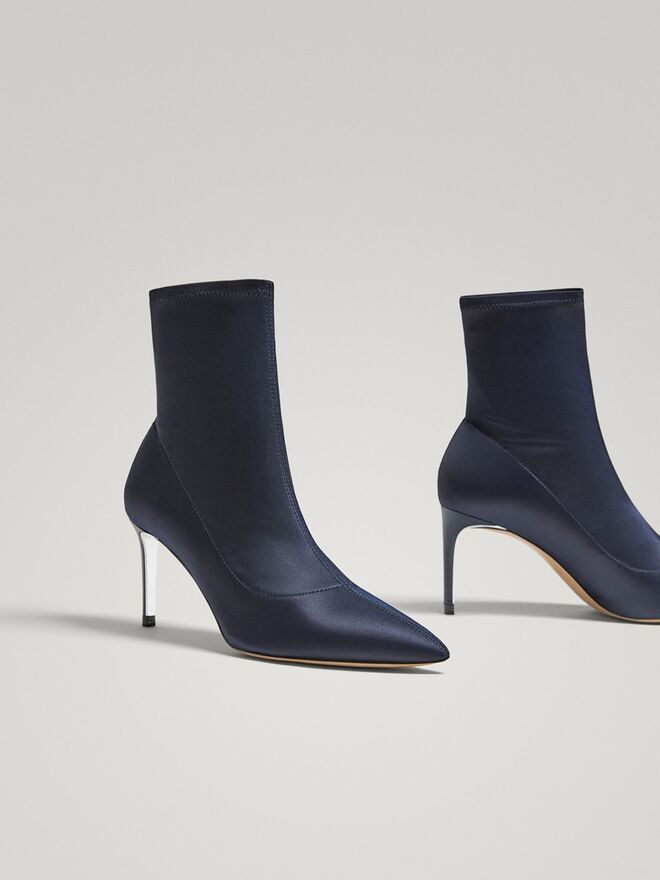 €89,95, Massimo Dutti