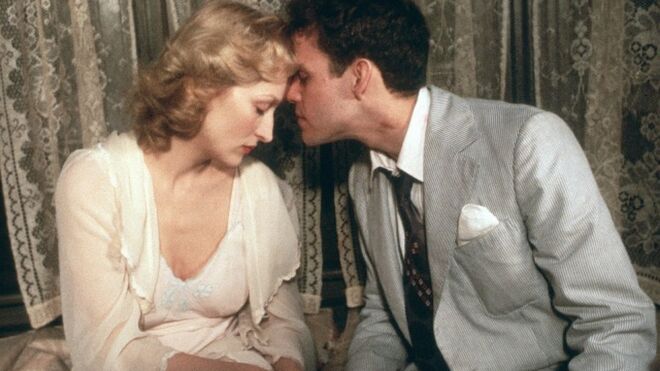 A Escolha de Sofia (1982), de Alan J. Pakula. Interpretou o papel de Sophie Zawistowski. 