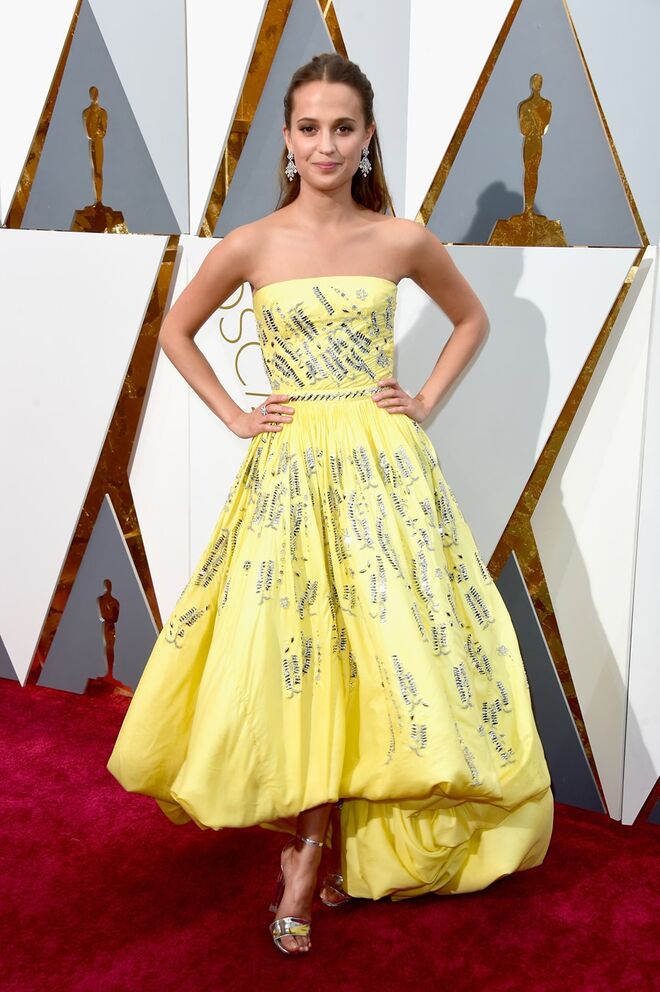 Alicia Vikander em Louis Vuitton, 2016