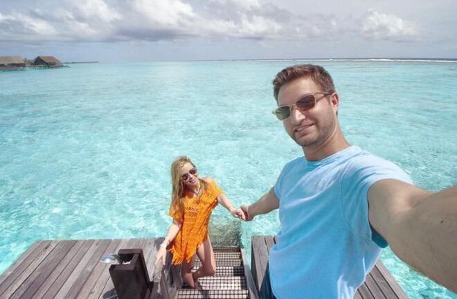 Tara Lipinski e Todd Kapostasy | O casal passou a lua-de-mel nas Maldivas.