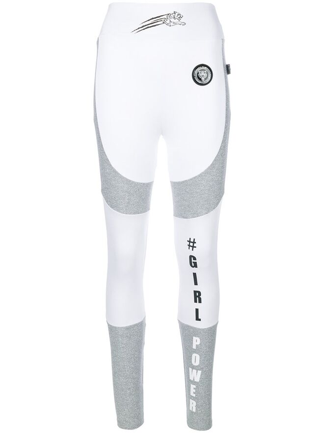 Brandy Lux leggings, €268, Plein Sport, em www.farfetch.com 