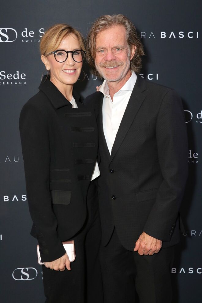 Felicity Huffman e William H. Macy | Casaram em 1997 e são pais de duas filhas, Sofia e Georgia. 