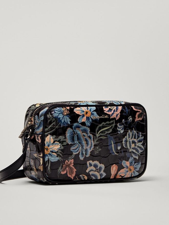Mala a tiracolo de pele com acabamento de crocodilo e estampado floral, €69,95, Massimo Dutti