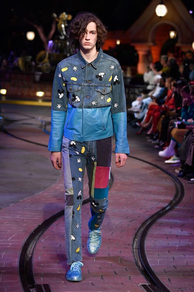 Algumas imagens do desfile Opening Ceremony x Disney 