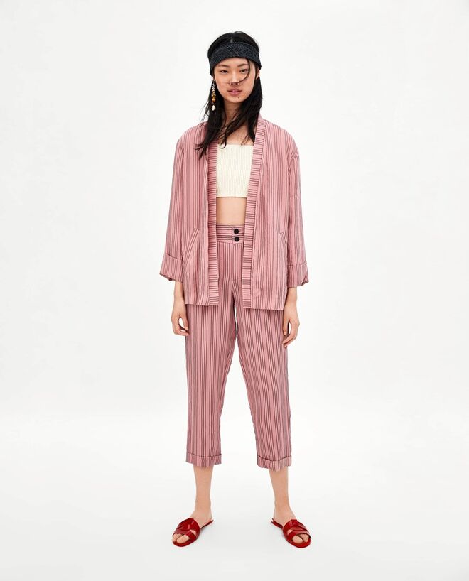 Blazer €29,95 e calças €25,95, Zara