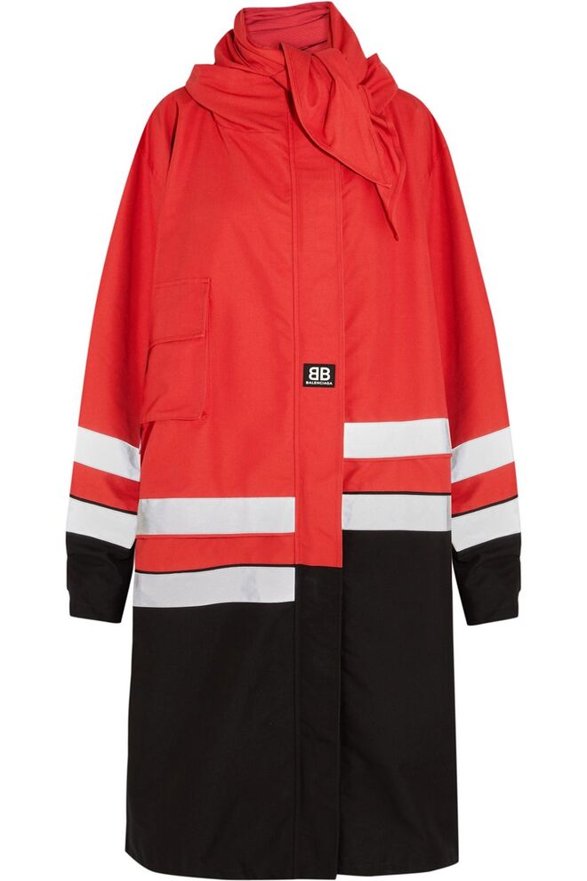 €2290, Balenciaga, em Net-a-Porter