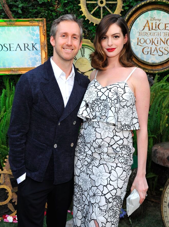 Adam Shulman e Anne Hathaway