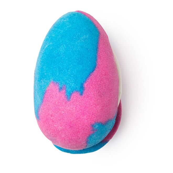 Cream Egg Bubbleroon, €4,95, Lush