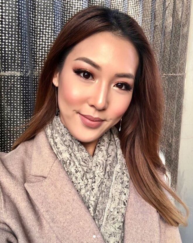 @ohmyglossblog: Baseada na capital sul-coreana, a blogger de beleza Sarah Oh tem sugestões de maquilhagem e cuidados com a pele.