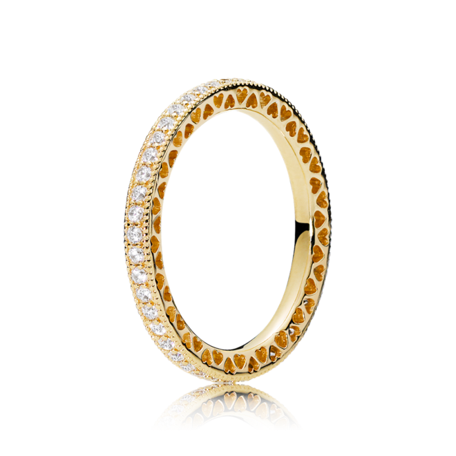 Anel Pandora Shine e zircónias Hearts of Pandora, €99, Pandora