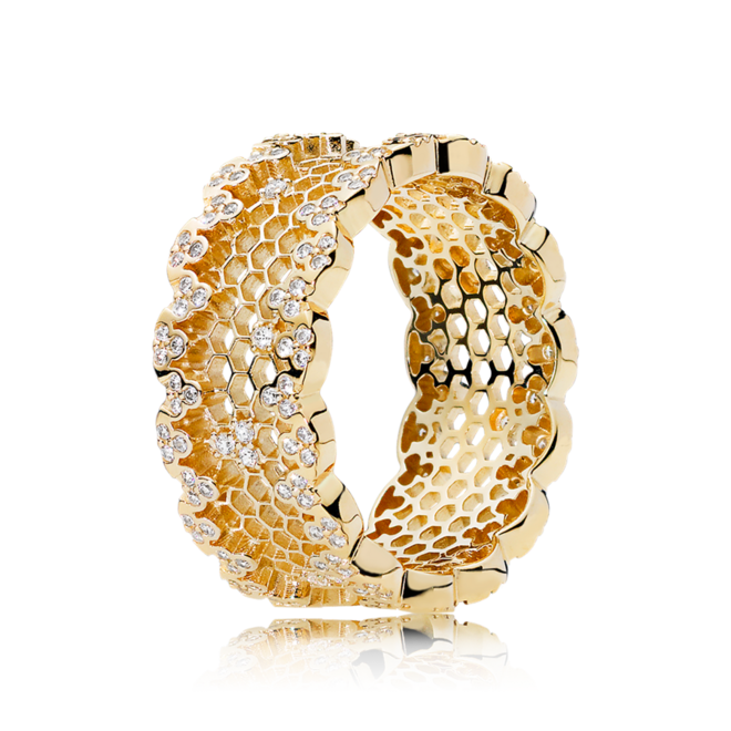 Anel Pandora Shine e zircónias Honeycomb Lace, €149, Pandora