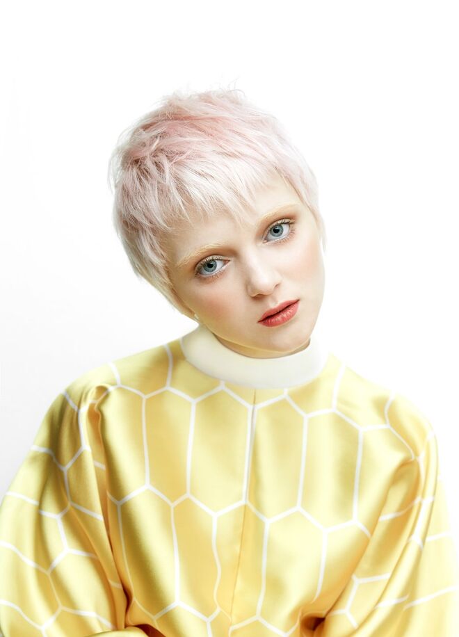 Blusão em seda, Carlos Gil