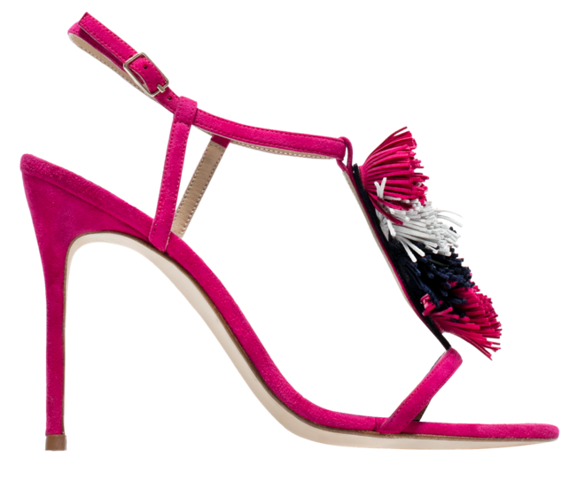 Sandálias em camurça, Carolina Herrera, €242 (PVP €345) no Freeport Lisboa Fashion Outlet e Vila do Conde Porto Fashion Outlet