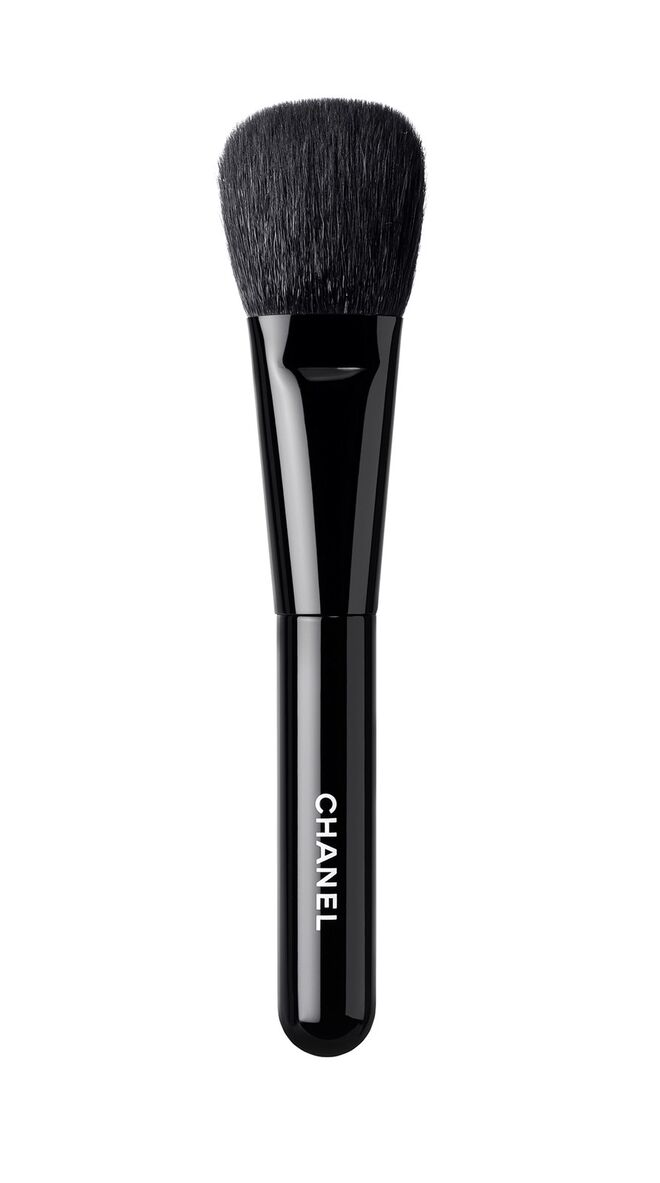 Pinceau Teint, €46, Chanel