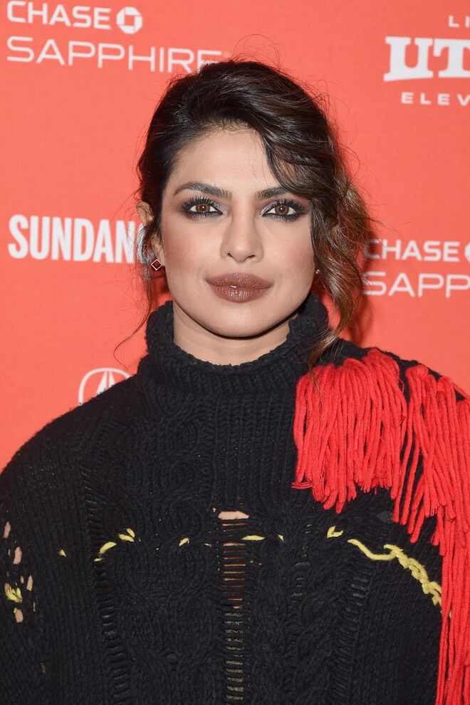 Priyanka Chopra – A atriz é uma das melhores amigas de Meghan Markle e disse à Harper’s Bazaar Arabia que “se me vir lá, saberá”.