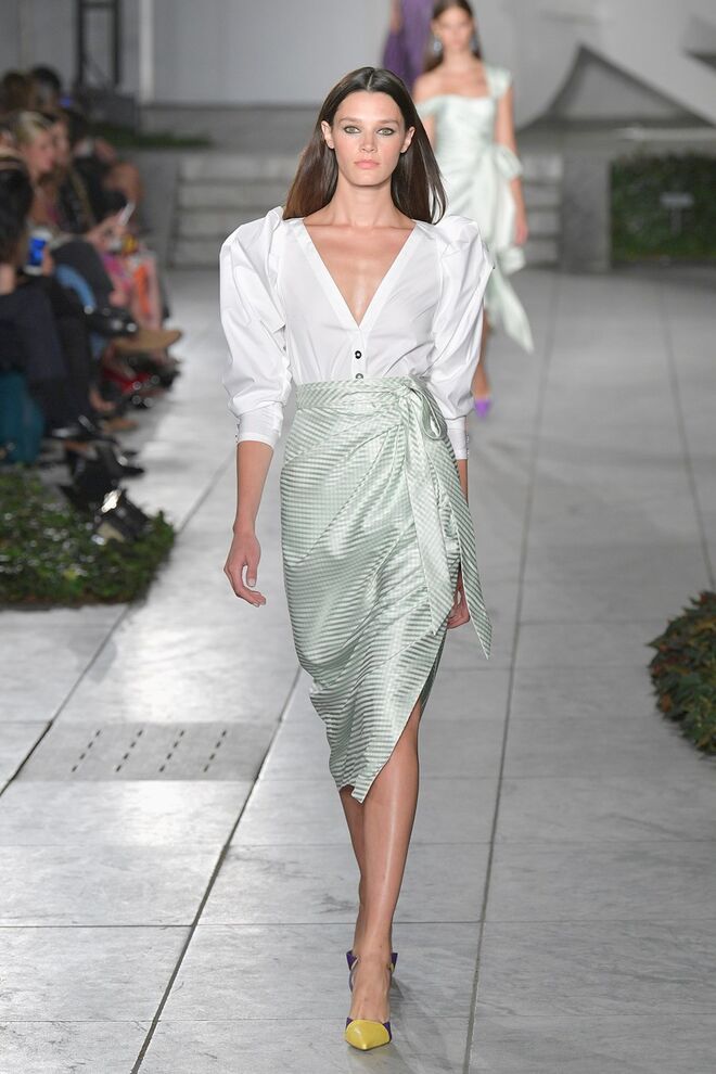 Linhas perfeitas: desfile Carolina Herrera NYFW