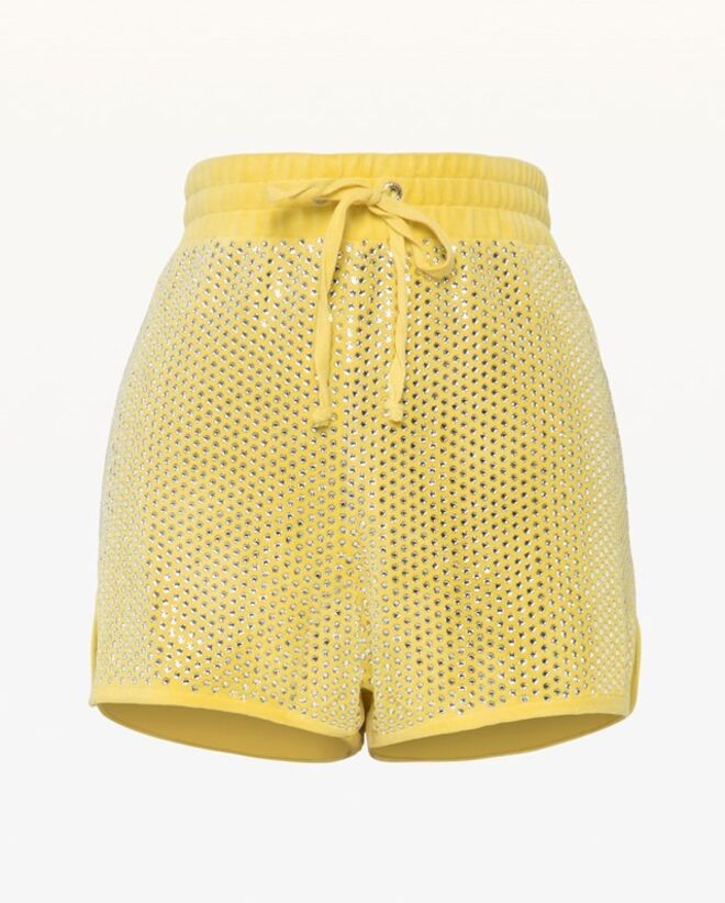 Swarovski Embellished Velour Short no tom Bright Lemon, €1.345,99, Swarovski + Juicy Couture, em www.juicycouture.com