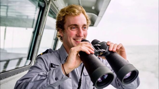 Príncipe Joachim da Bélgica | Tem 26 anos e é filho da irmã do Rei, pelo que também não é herdeiro provável ao trono. É oficial da Marinha belga. 