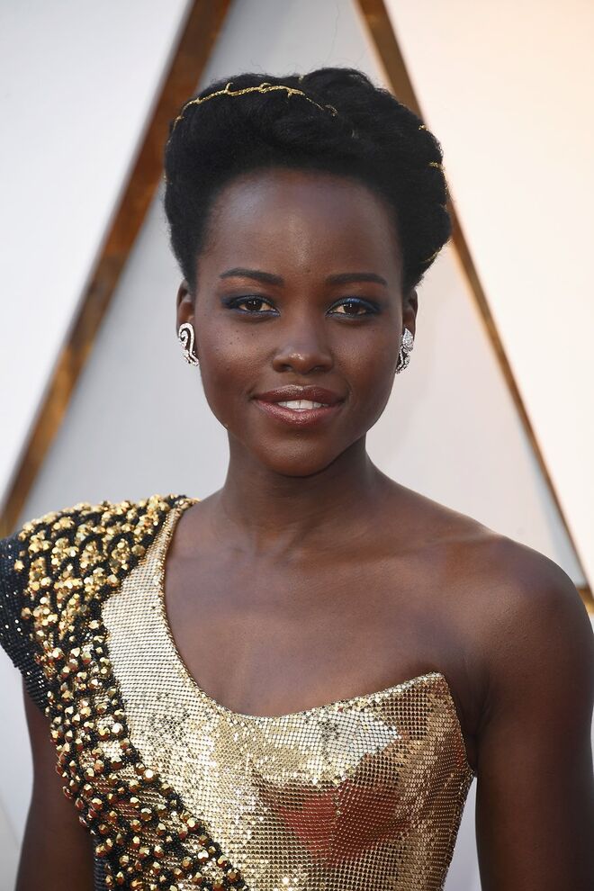 A atriz Lupita Nyong’o figura nas campanhas da Lancôme
