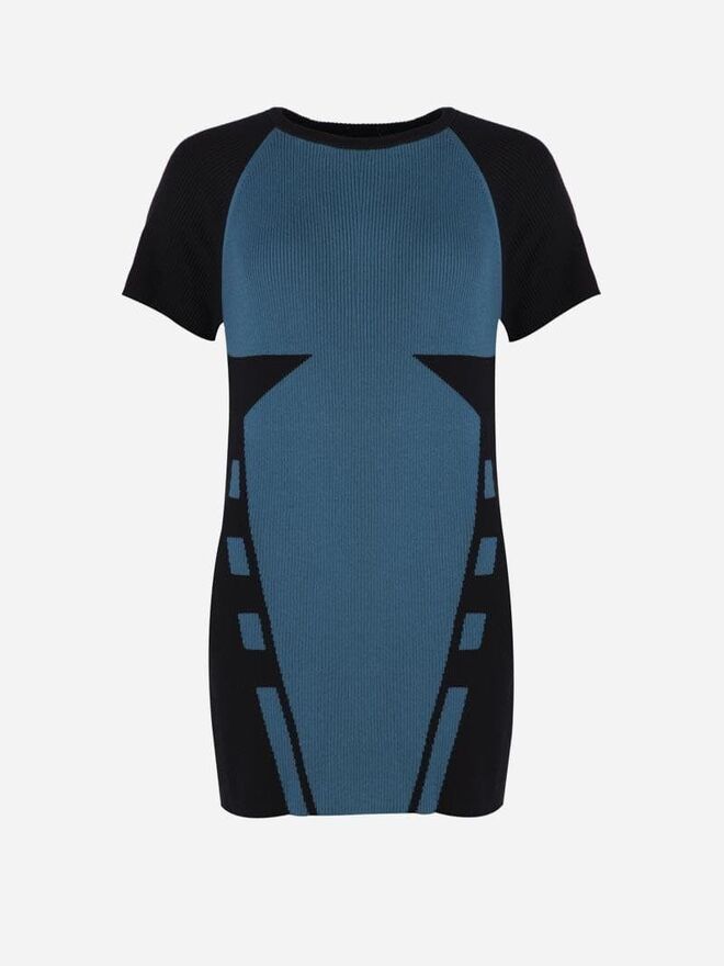 Vestido Duarte Black & Blue Knit, €149, Minty Square, em www.mintysquare.com
